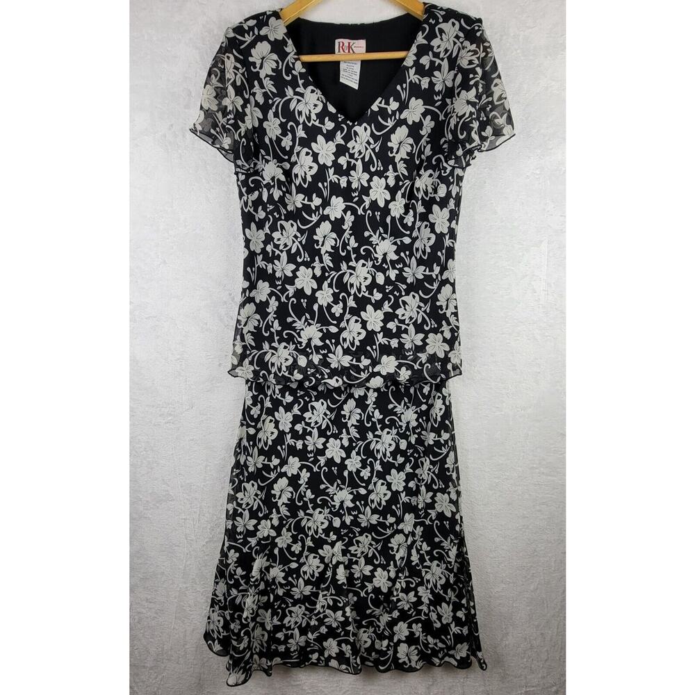 RK Skirt Set Short Sleeve Top Pull On Swing Skirt Black White Floral Sz 10